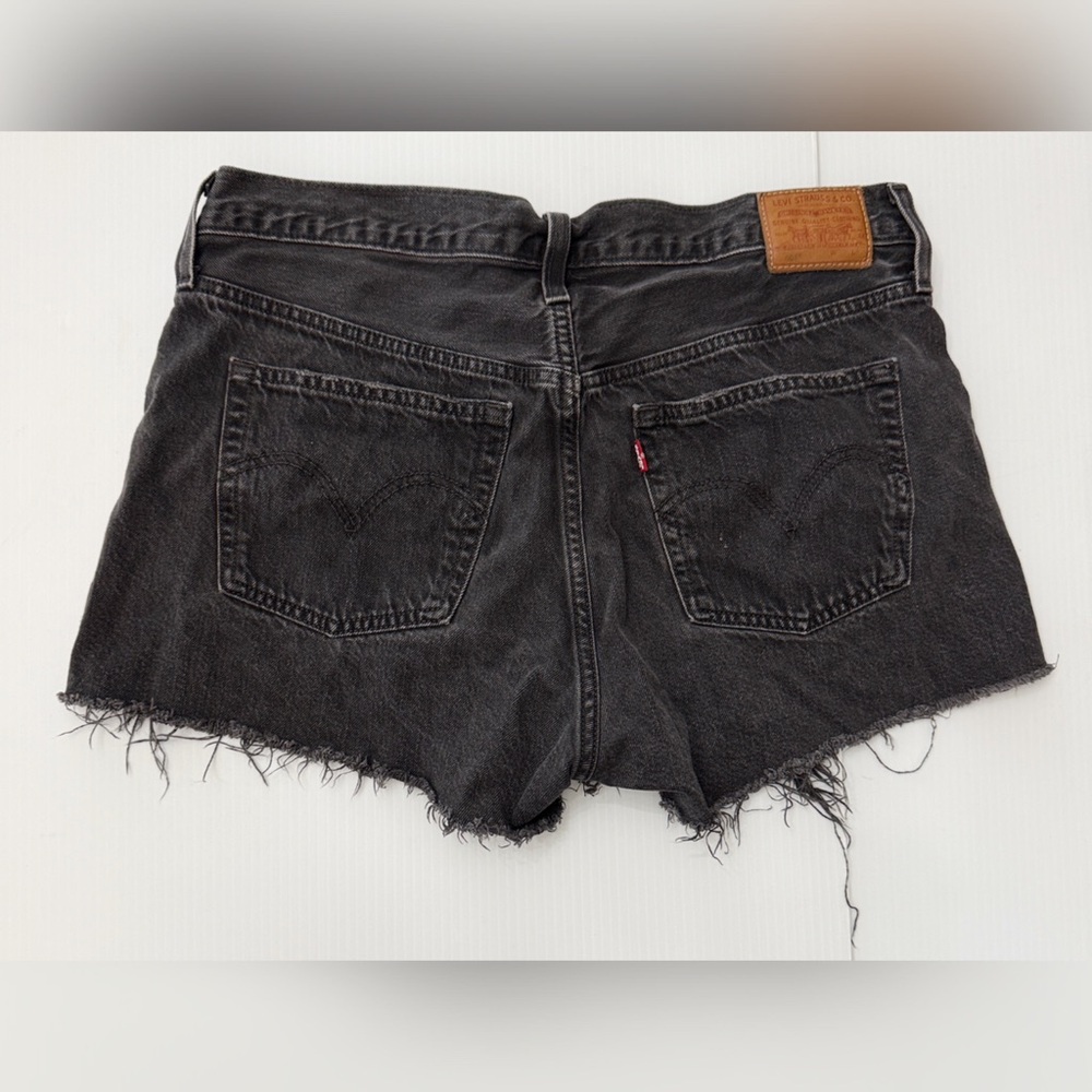Levi's Premium 501 Original Fit High Waist Jean Shorts - 32 - Picture 4 of 12